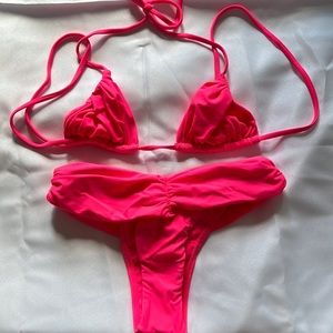 BANANHOT custom made dupe pink bikini SET